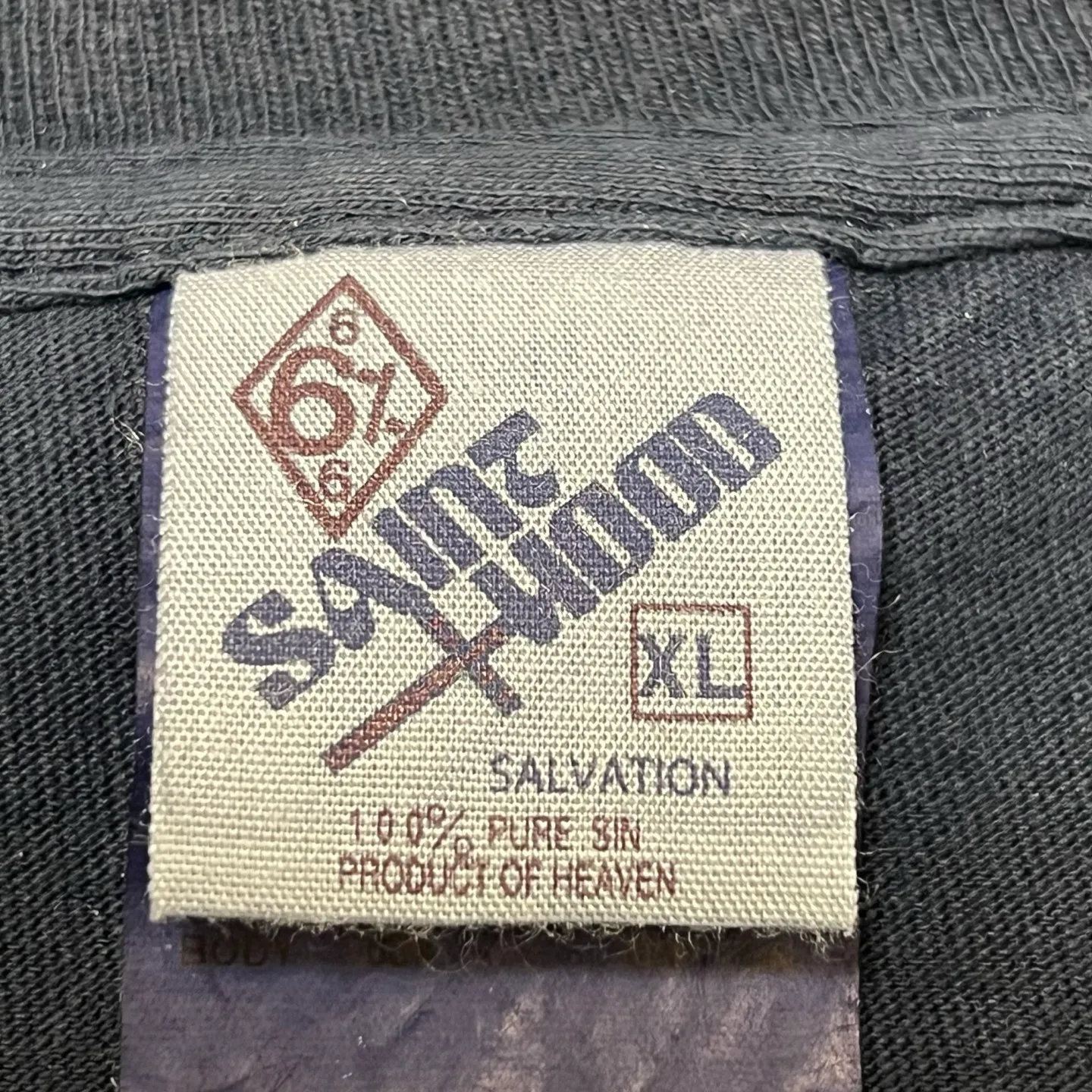 SAINT Mxxxxxx × NEIGHBORHOOD STHD . SS TEE SAINT NBHD/NVY NBHD Takizawa Shinsuke SAINT HOOD joint project Skeleton lightning destruction TEE Washed blue S-XL OE yarn tube weaving without side seam fabric Re-washed to make it distressed Cut and damaged treatment Ma Liu fading process Printing simulates natural distressed effect Correct version Customized joint main mark/wash mark/angel mark